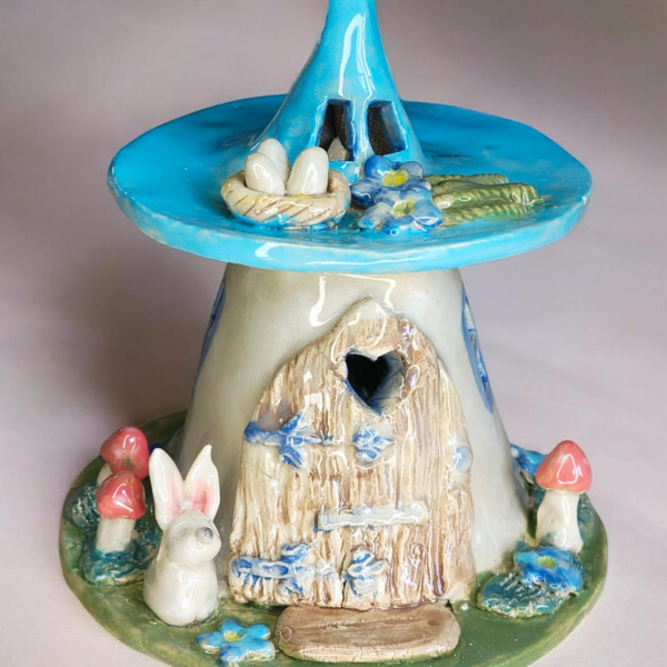 Kézzel készült nyuszis húsvéti kerámia tündérház